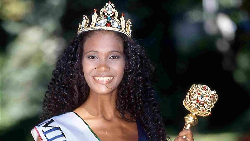 Copertina della news 6 settembre 1996:<br>Denny Mendez è eletta Miss Italia